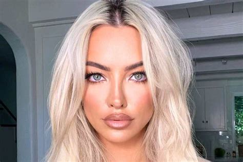 how old is lindsey pelas|Lindsey Pelas Bio, Wiki, Net Worth, Dating, Boyfriend,。